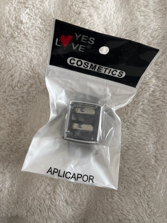 Taille crayon double pour cosmétiques